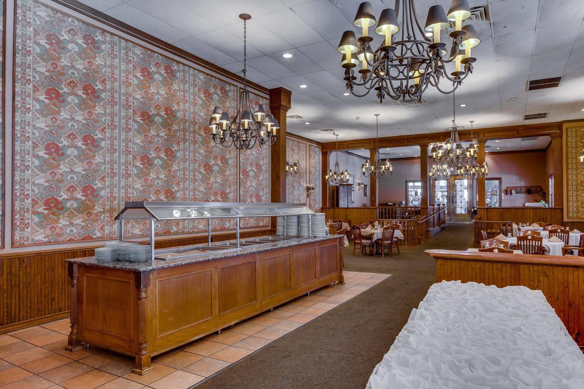 Y O Ranch And Conference Center 3*